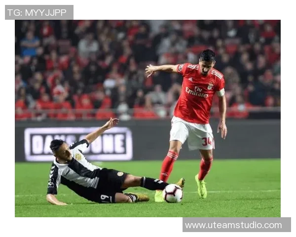 足总杯精彩对决本菲卡与热刺战成平局乌龙球成比赛转折点解析