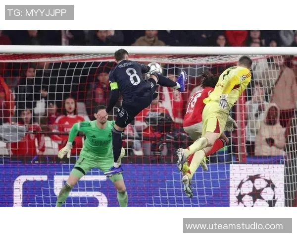 德甲精彩对决AC米兰凭补时绝杀1-0战胜本菲卡战术解析